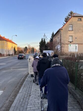 3B096433-0B7E-4A2D-A121-20BB1CC1F40D