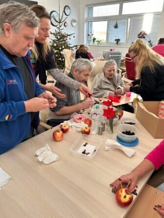 411518284_292613467113700_4723489304784362191_n