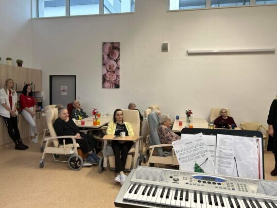 412693588_292629430445437_6406553842360810440_n