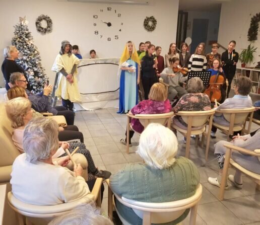 414486258_350467327696262_8731434447244127988_n