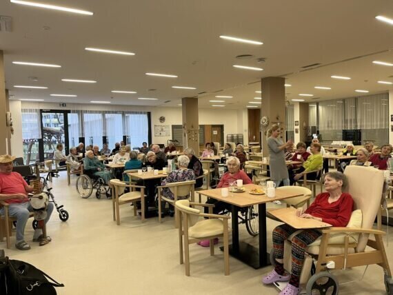 422386217_907627557808378_2694386234319164252_n