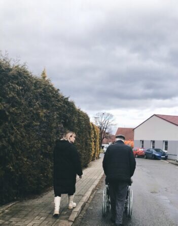 44100ACC-4B8C-4C60-8AEC-99908575FBBA