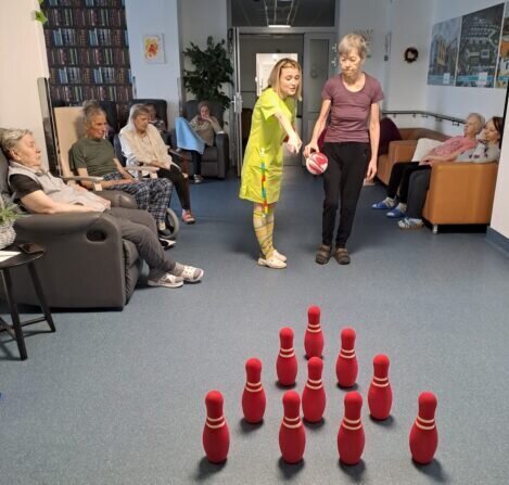 f16e98dc-026c-45ce-883b-6e19650d9442