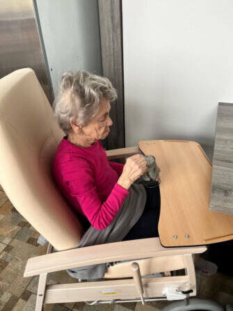 27EB0DEF-4ED2-4116-93CA-7EF5B5C37A44