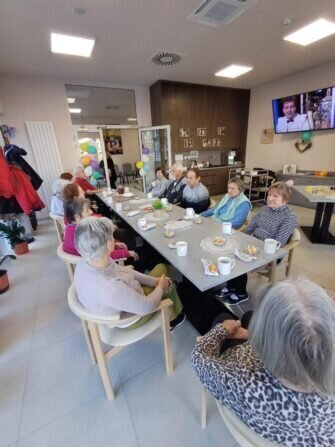 427957165_960838022363299_4106485875456738239_n