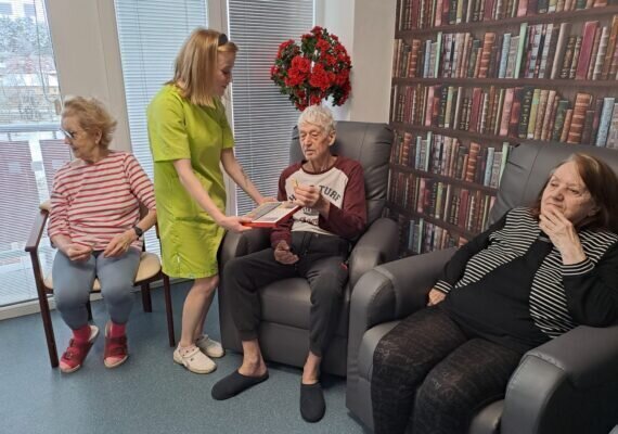 5c6a46b6-5c68-452a-8386-c24171f1373a