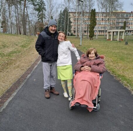 2920fed6-c980-4f77-aaf2-f1ef96d56d6a