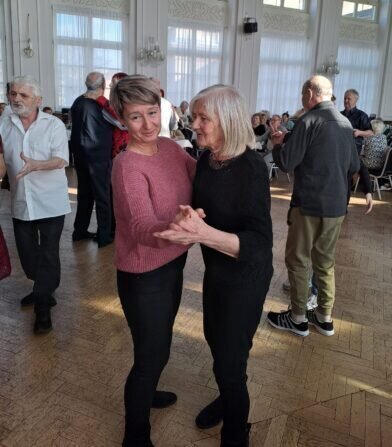 4b8bdbeb-1f55-4494-b2a7-294f41204d1e