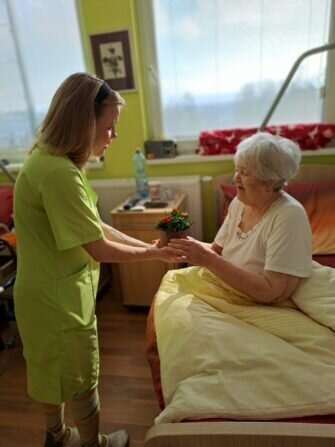 8fdfca24-01e0-4f89-840e-e9d183bcd832