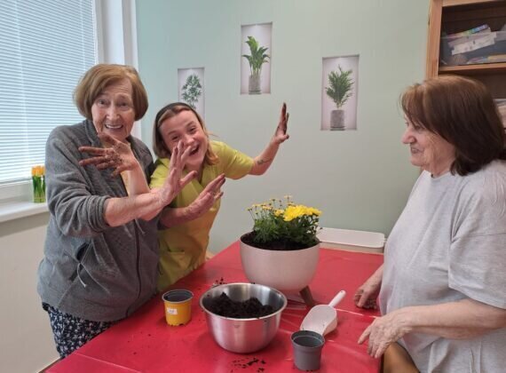 9a858b68-e7d6-4fa0-b37f-616ca184637e