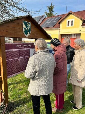 B871BB12-2C8C-4517-8D45-B6DA36ABE07F