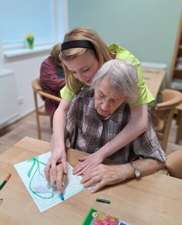 e38d677d-408f-42bd-a10b-5842a82db3f1