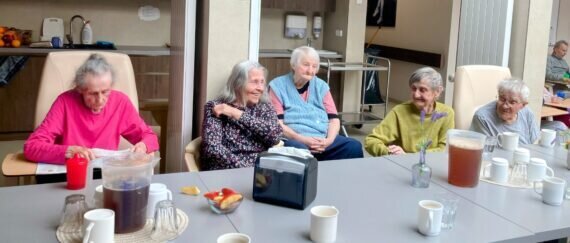 156CB335-6C5B-49E4-B2F0-F446C7F359DE