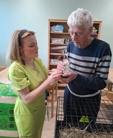 1b02fe9e-fbae-421e-8d7a-439c4a220042