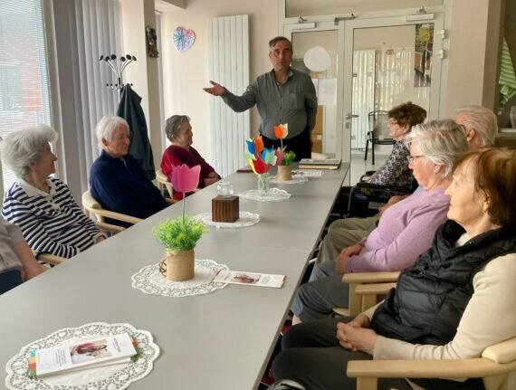 21F12EC4-FBB3-4F16-868A-5420CFDB5AE6