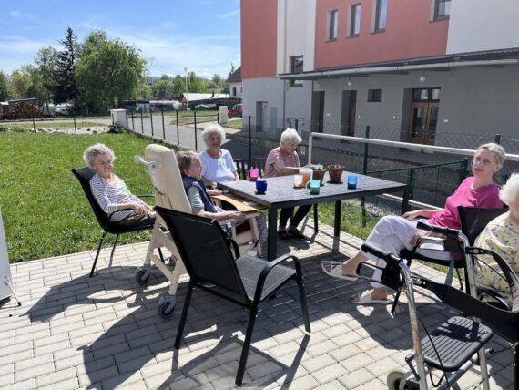 bbb57f99-fd24-4276-8203-98b43e9731d8