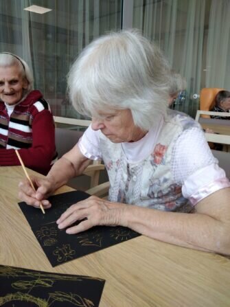 škrábání a stavění (4)