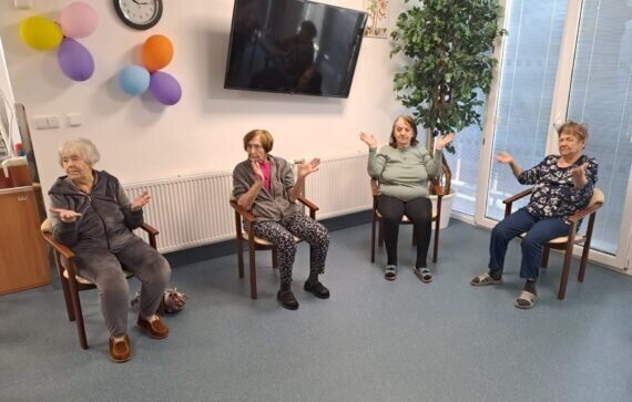 7b47fb42-ff3f-44f8-a915-dd32d84a069e