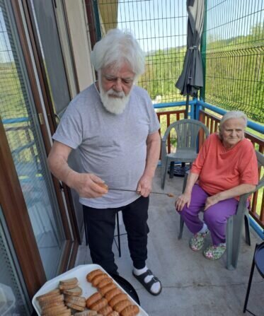 871b4bc9-1db6-4846-a968-2fd01990f37b