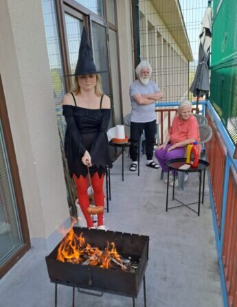 d9aab6e8-b86a-4945-a1e6-882bc7beb35f