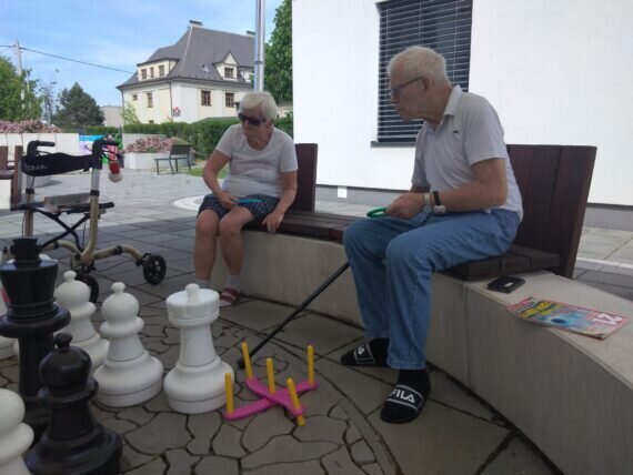 zahrada - kroužky a zpívání (4)