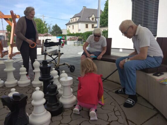 zahrada - kroužky a zpívání (5)