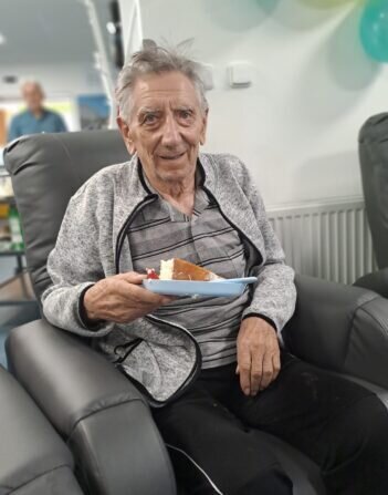 057acf77-d823-4d45-8c40-fd2d087d14f7