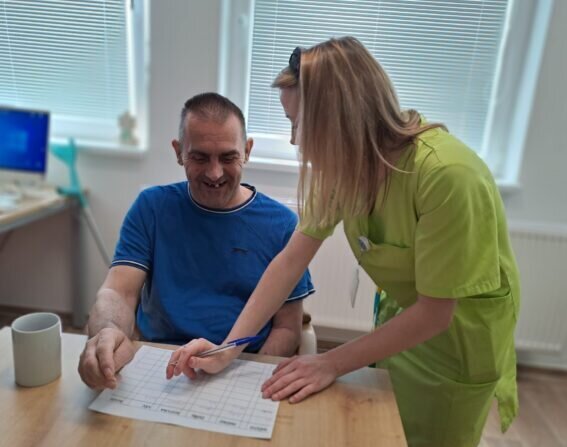 10de2264-461e-4b3f-9992-9abad8f36aeb