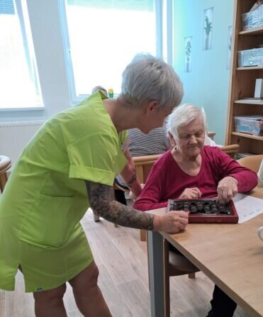 240fa508-8e6c-485c-8748-2ba3a447509f