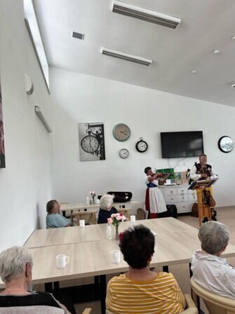 441283022_380182885046513_5765381395404536482_n