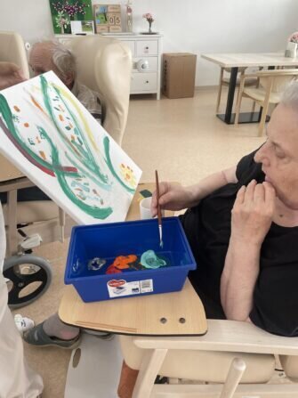 ce189496-2932-43c1-bd85-54dc4c46664d