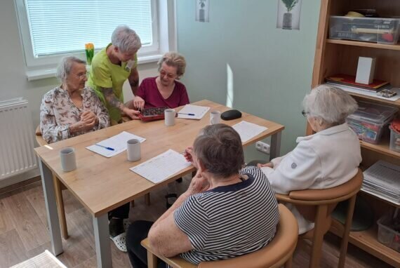 ec2cca9e-78d0-484f-8ab0-44e14b2a361b