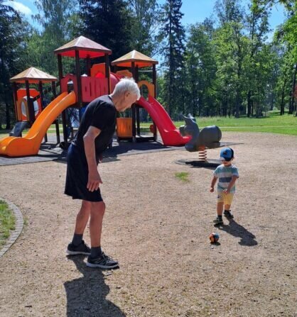 6ac3990f-5555-4bab-a836-93574688480b