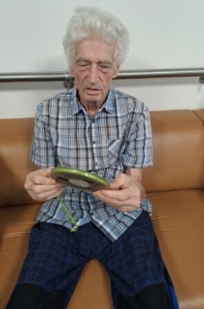 4215c02a-500e-43ed-851a-90b3e7377f70