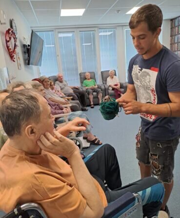 453c2b3e-7f97-4afa-b275-3fc1e30ee08f