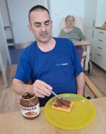 763d170c-01d7-4117-9d8d-79dc7af69839