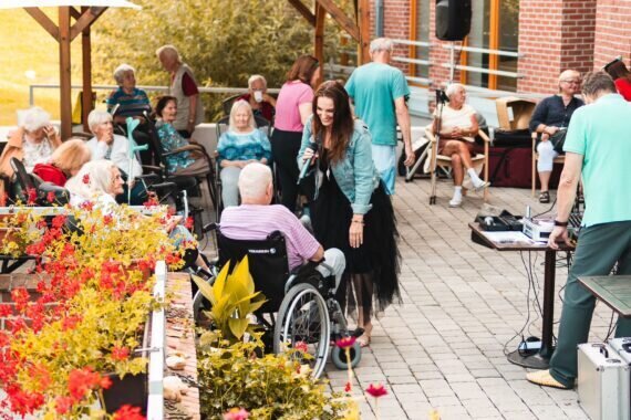 PHOTO-2024-08-26-22-10-20