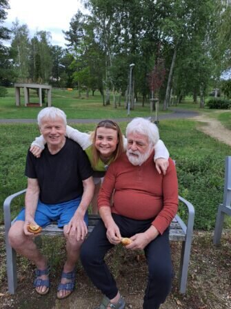 f4c85131-7fd6-4cdc-878e-1fd465716903