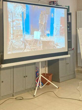 9BFB781F-75C0-498B-81D0-CA9A8FC2108D