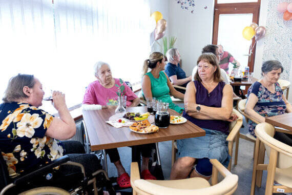 FOTO0136-Enhanced-NR