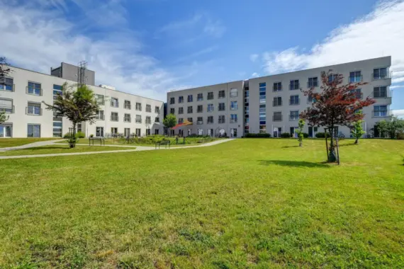 Domov-ze-zahrady-2-1536x1024