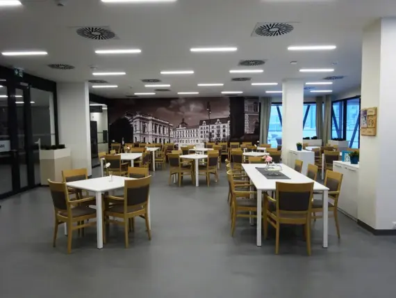 SeneCura-SeniorCentrum-jídelna