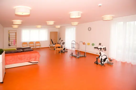 SeneCura-domov-pro-seniory-Slivenec-1-1