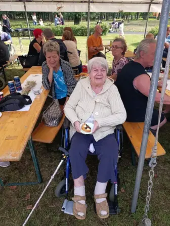 102df478-15c9-4174-94d0-fc743895446d-1156x1536