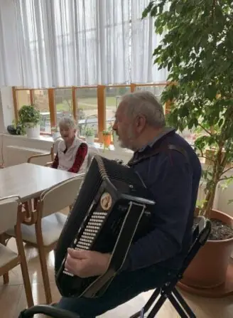 harmonikář (1)