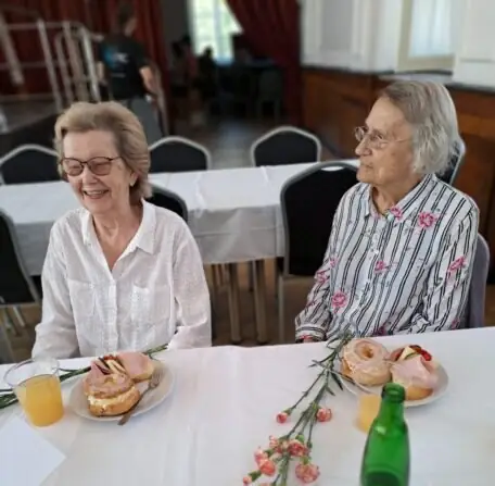 588e3abf-1106-4b17-808d-d42a79198672