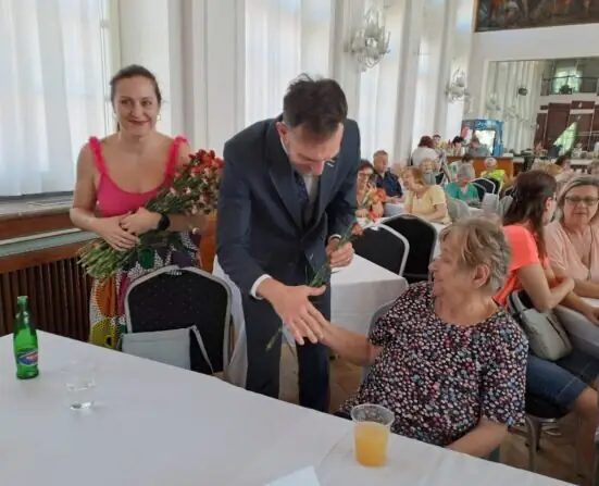 73cdf372-a555-4277-911c-0dbbe6507b78