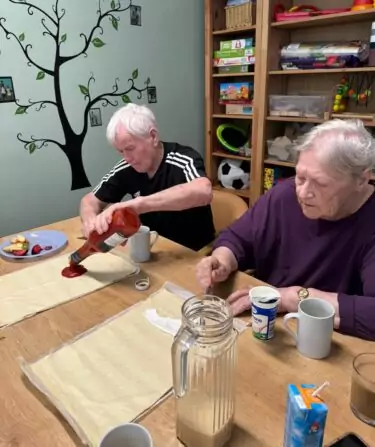 8f37439b-8960-4c44-bf55-2357a158f32f