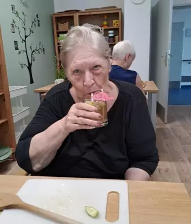 2ad89719-e6bb-4a06-b0cb-20b0bca1dec2