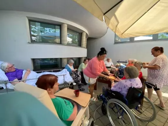 received_1616503749200042